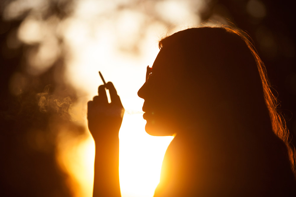 Fumar y el sol pueden ser perjudiciales para la salud de nuestro piel