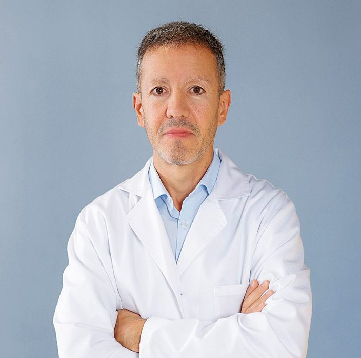 Dr. Tomás
