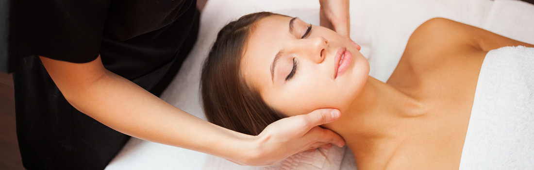 Cuidados y tratamientos para el cuello y el escote