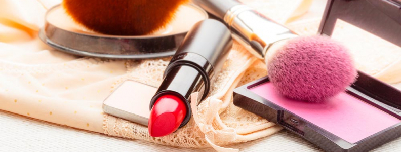 Consejos para el maquillaje del día a día - Centro Médico Estético  Ruiseñores